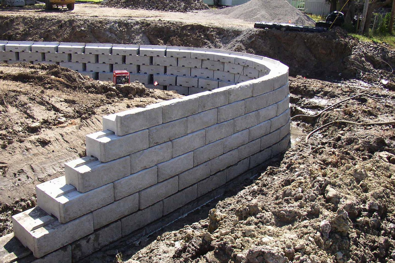 Concrete retaining walls in Beaumont, CA
